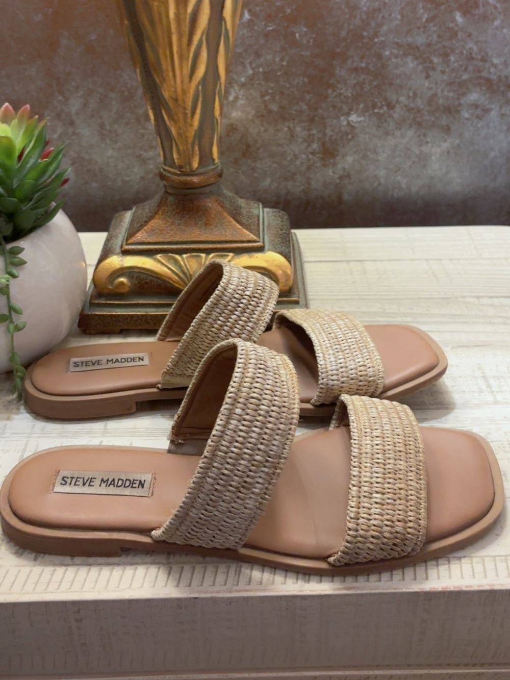 Steve Madden Tan WovenDouble-Strap Slide Sandals ~ Size 9.5 - Picture 2 of 3
